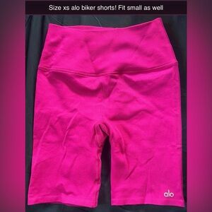 Alo yoga biker shorts